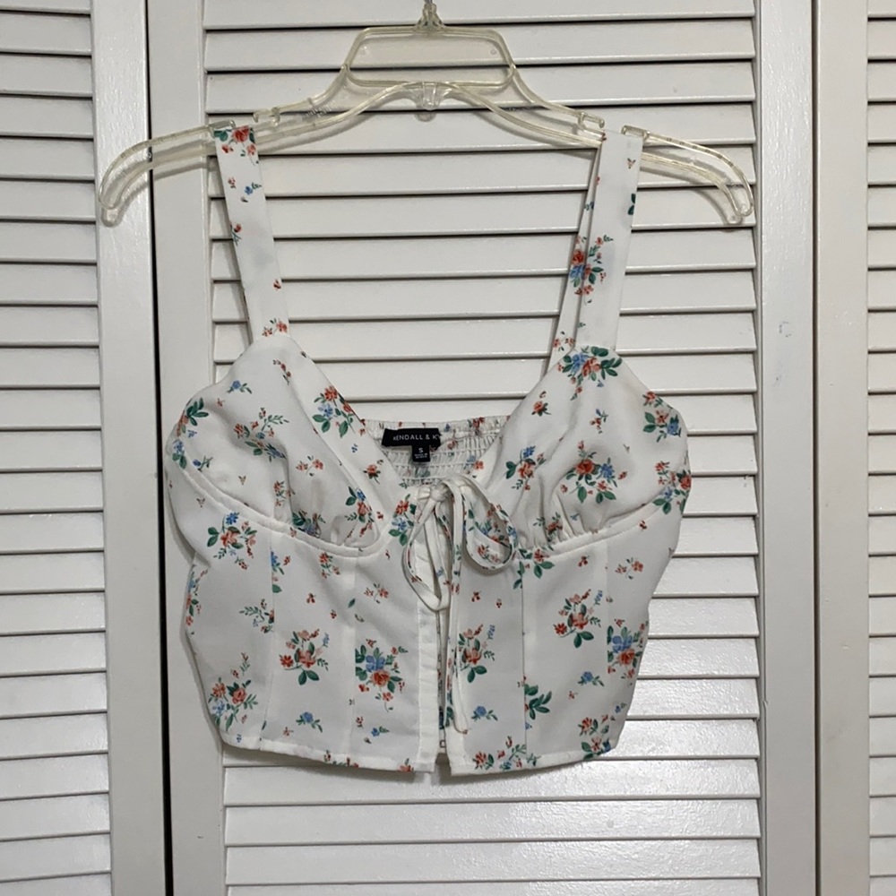 Kendall & Kylie White Floral Tank Top